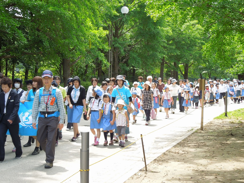 http://www.unicef-hokkaido.jp/img/DSCN2787.jpg